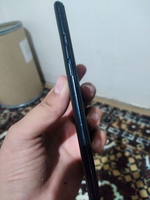 Прадаюотса телефон самсунг А10S