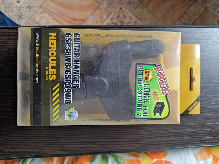 Продам держатель гитары