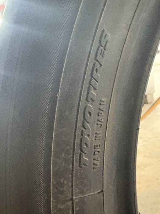 Шина Toyo 235/50R20