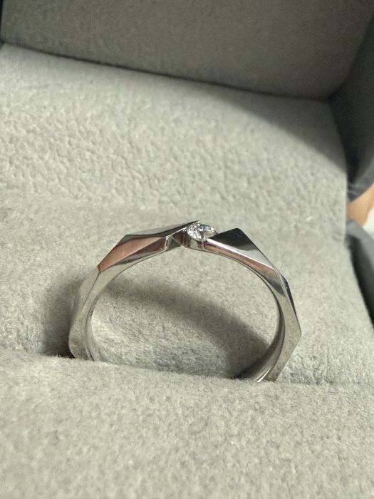 Бриллиантовое кольцо