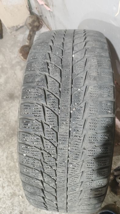 Продам диски с резиной на 16.