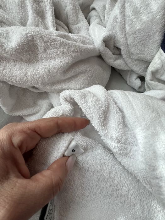 Халати различни размери