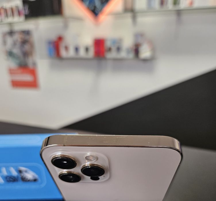 Iphone 12 Pro Max / Gold / 128 GB / DeluxGSM