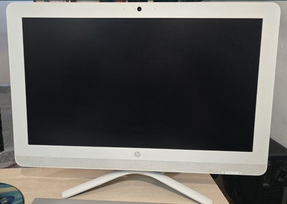 Моноблок HP, экран диагональю 22 дюйма