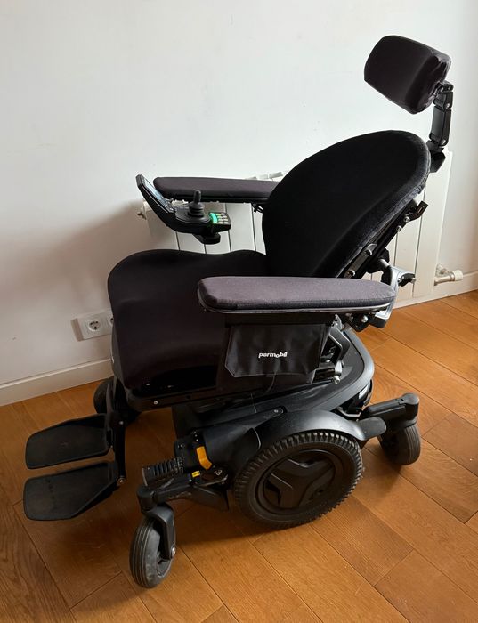 Продавам PERMOBIL M3 CORPUS електрическа инвалидна количка