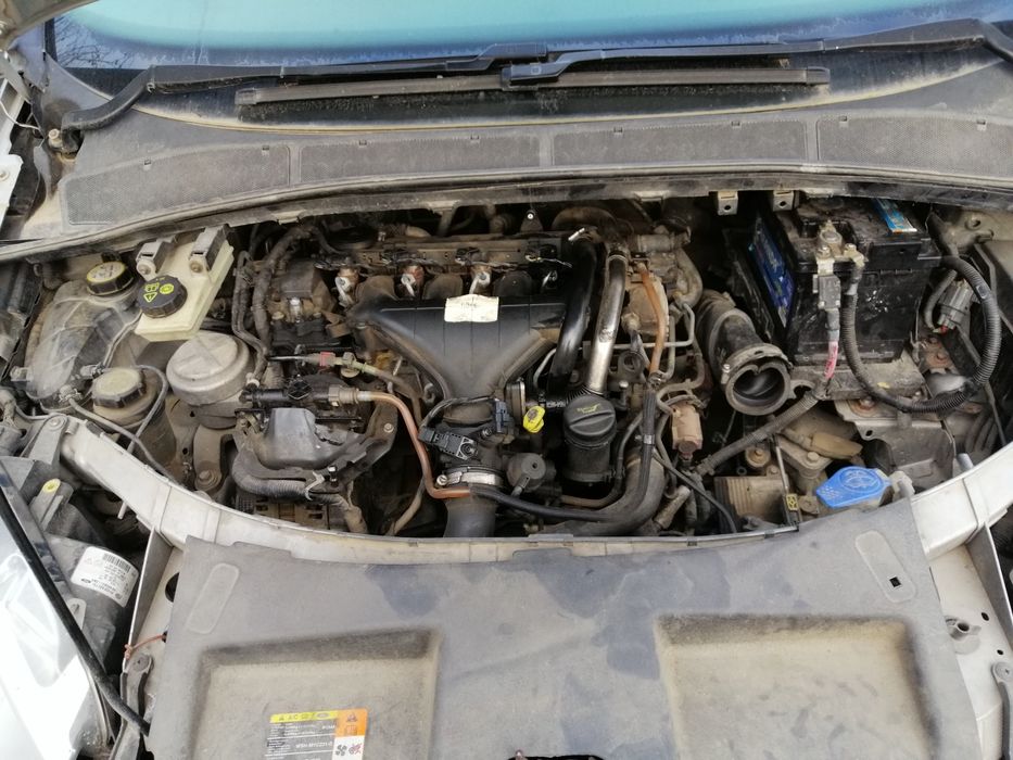 Piese Auto din Dezmembrari Ford Galaxi 2009 2.0 diesel
