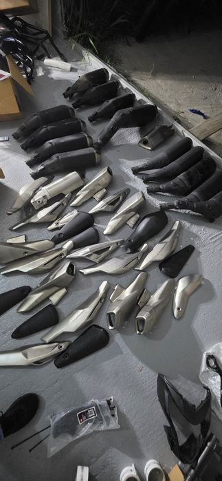 Evacuare cu protectie honda stock