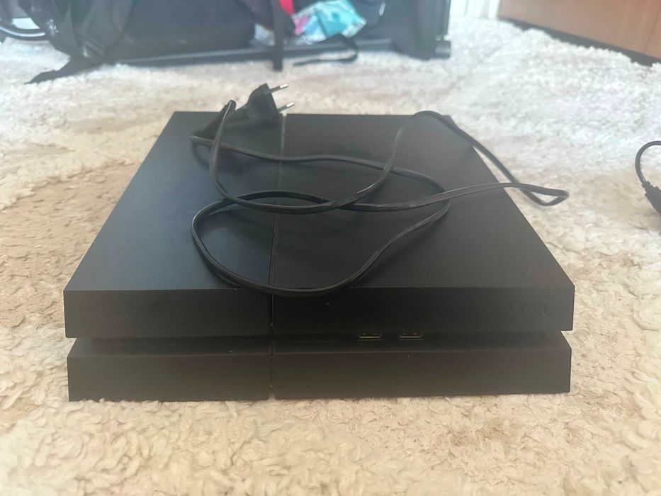 PS4 model CUH-1216B - 1tb