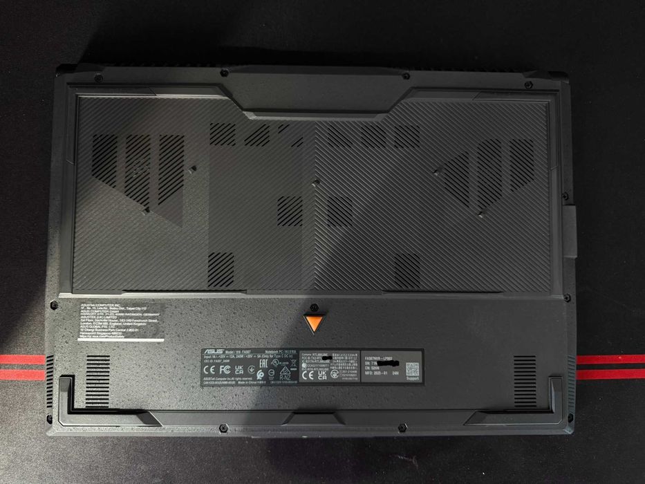 Laptop Gaming ASUS TUF A15 - Ryzen 7, RTX 4060, 32GB RAM, 1.5TB SSD