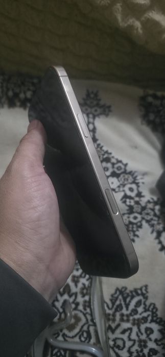 iPhone 16 про макс 256 есим