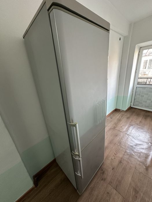 Холодильник LG 185см