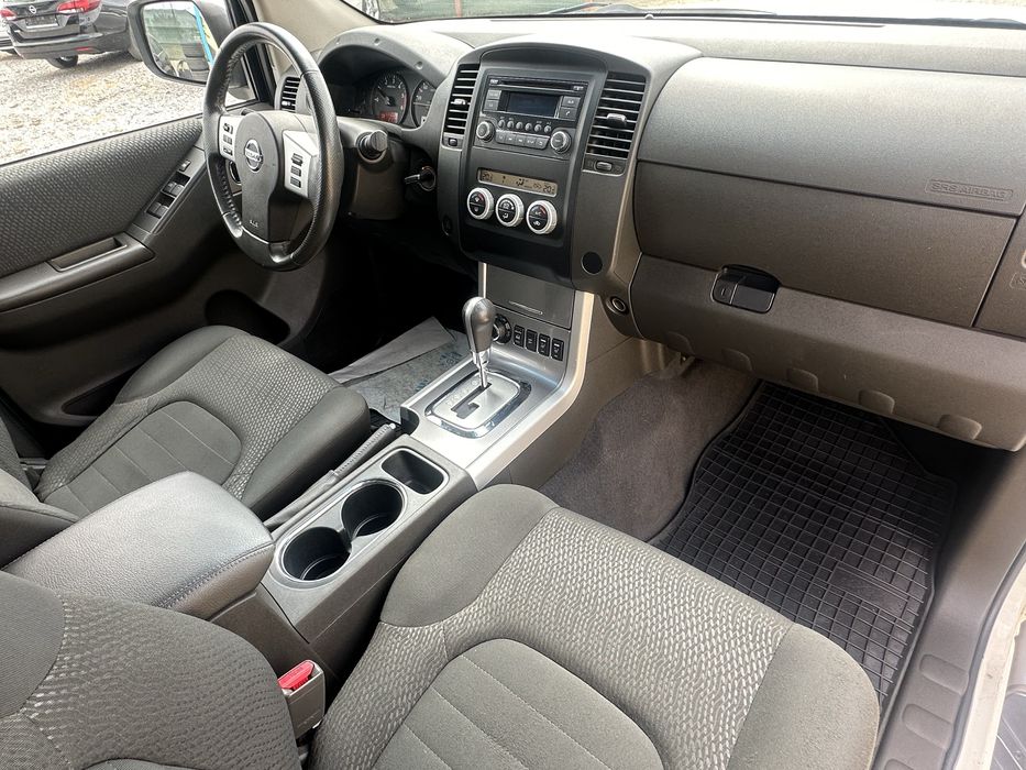 Nissan Navara KingKab !! 90.000 km !!
