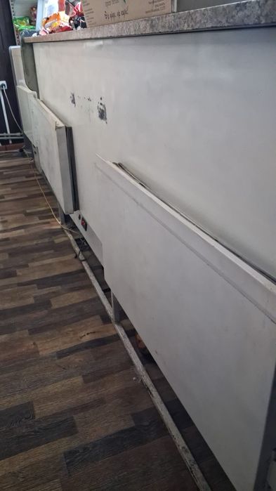 Холодильник бу для магазин