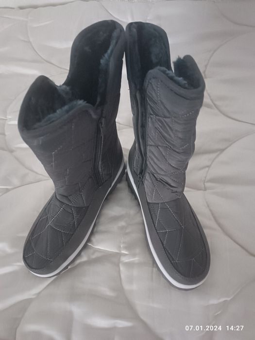 Дамски Топли Ботуши.