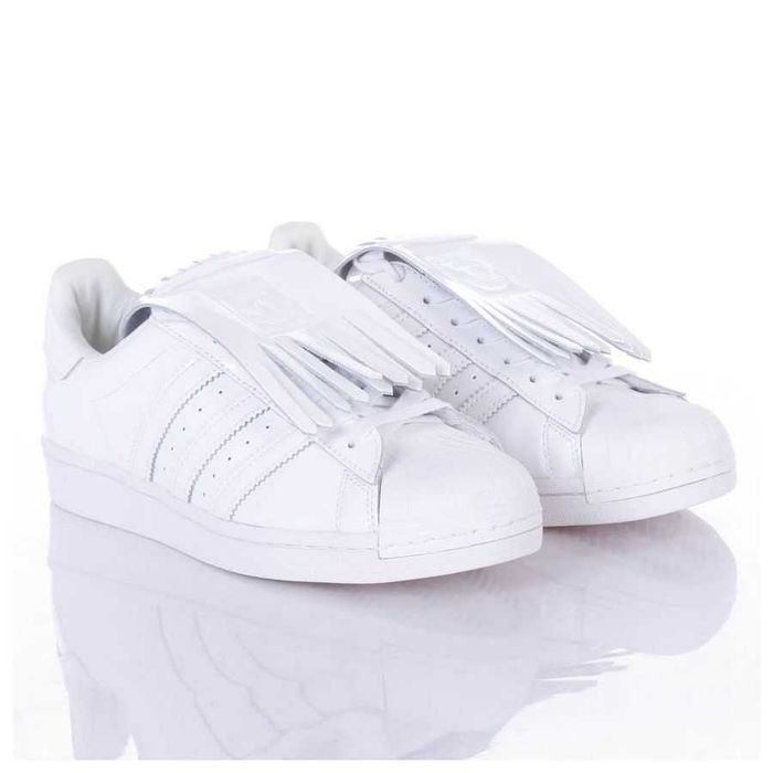 Оригинални Дамски обувки  ADIDAS SUPERSTAR размер EU38