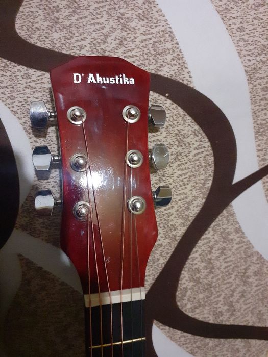 Chitara Akustika .