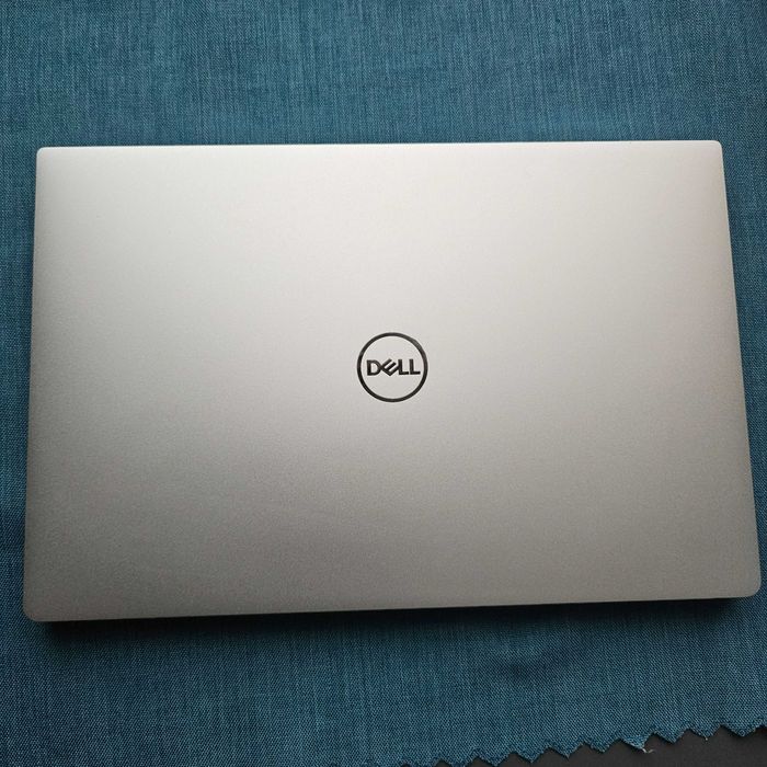 DELL XPS 13 9305 i5 11th gen