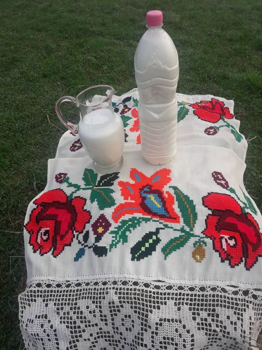 De.vanzare telemea de capra