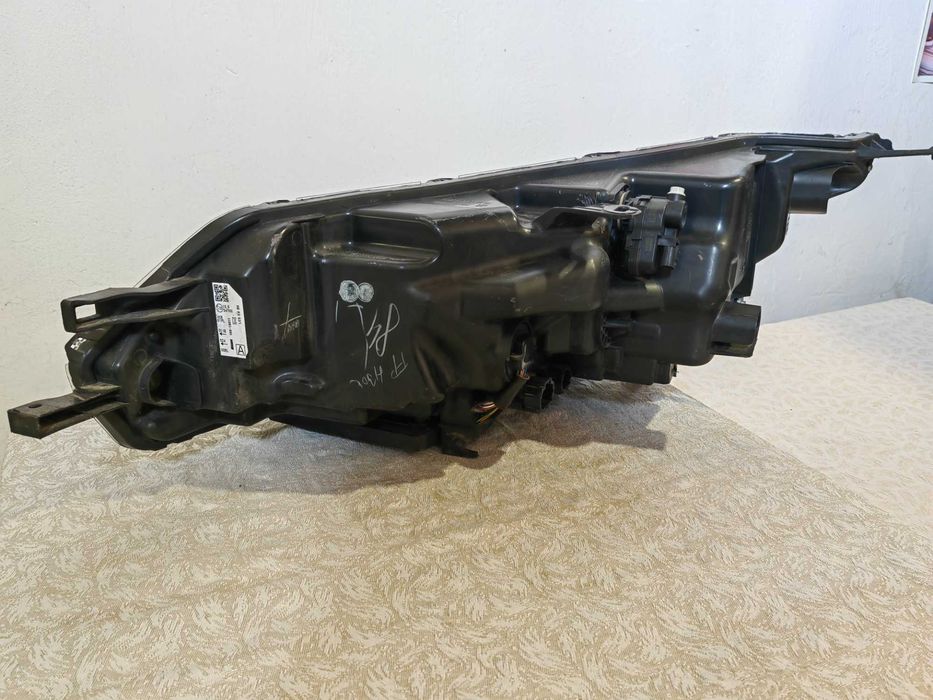 Фар Nissan Qashqai LED десен / Фар Нисан Кашкай Оригинален