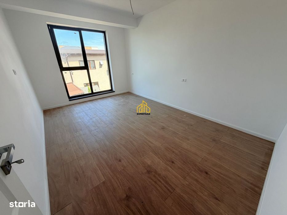 Duplex Modeen/ Prelungirea Ghencea / 4 camere/Ansamblu Privat