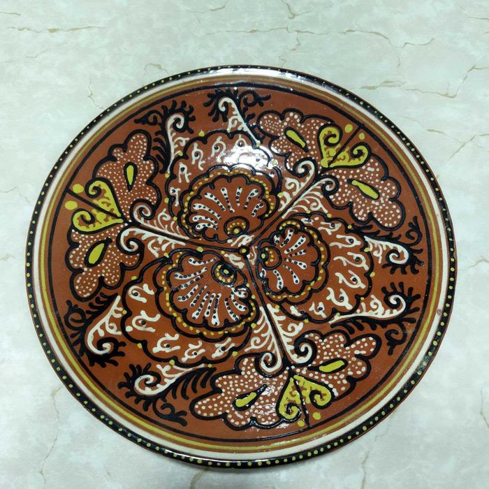 Японские тарелки, разные лаганы и новая кружка с моторчиком.