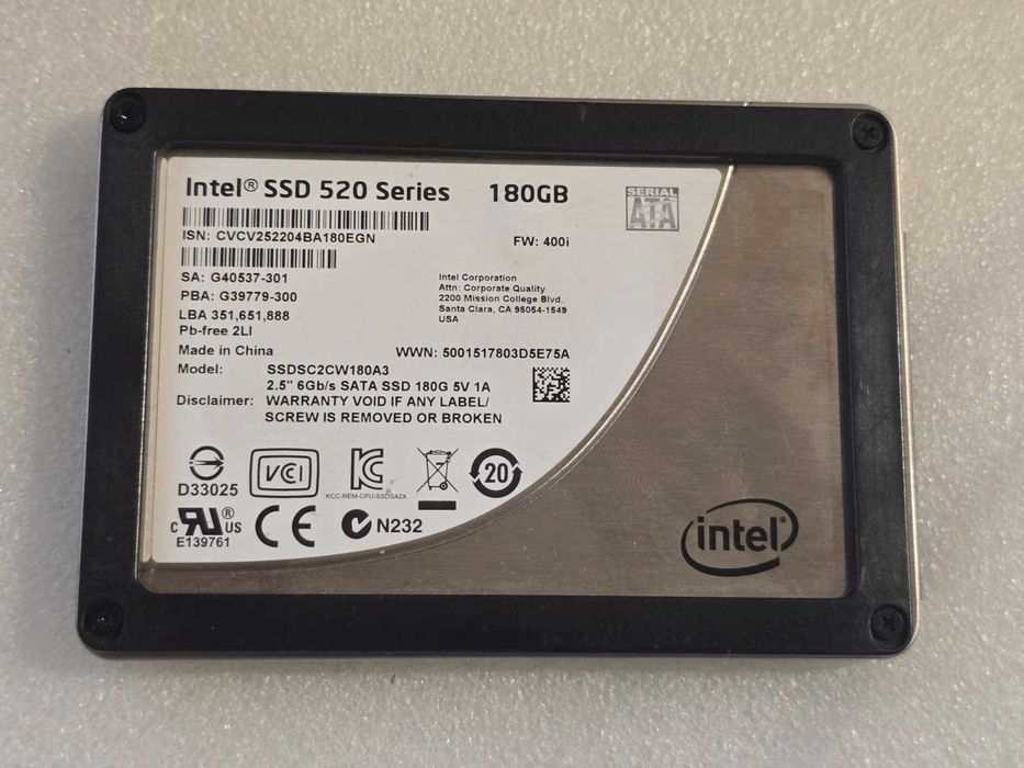 Solid-State Drive (SSD) Intel 520 180GB SATA 3 Model SSDSC2CW180A3