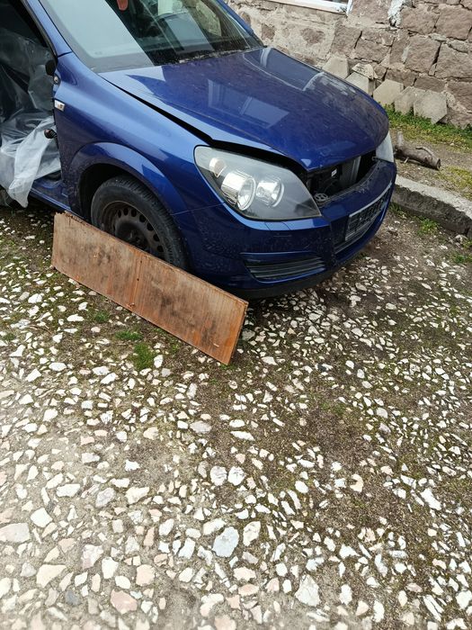 Opel Astra H на части