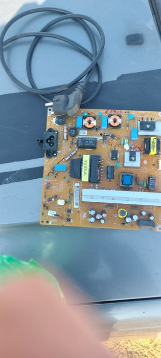 телевизор LG на запчасти