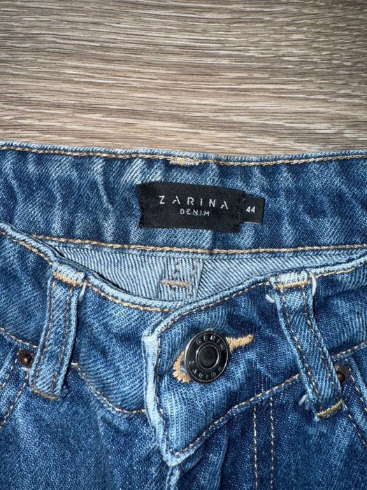 Женские джинсы