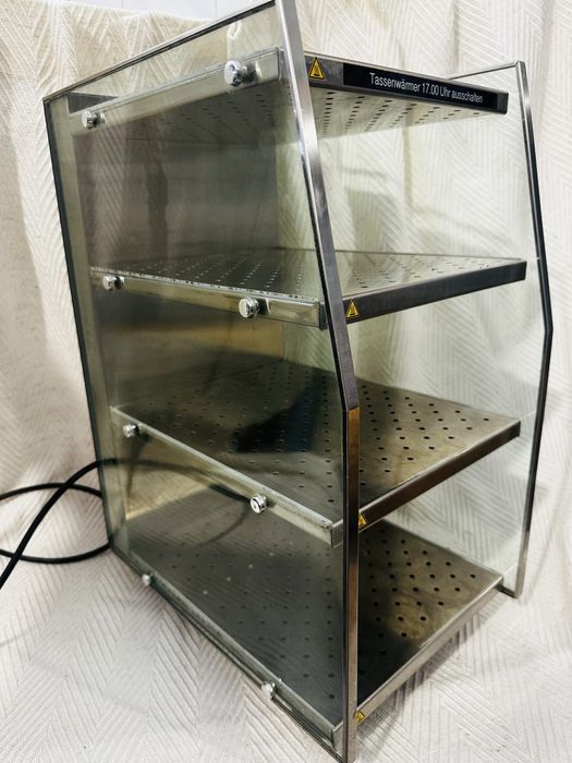 Vitrina cu aer cald