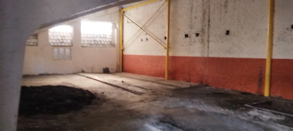 Бино ижорага берилади 300м2.