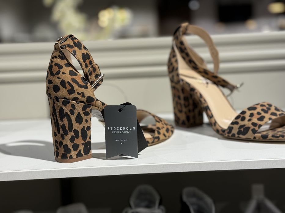 Sandale elegante Stocholm Leopard , originale , piele ( 36 si 37 )