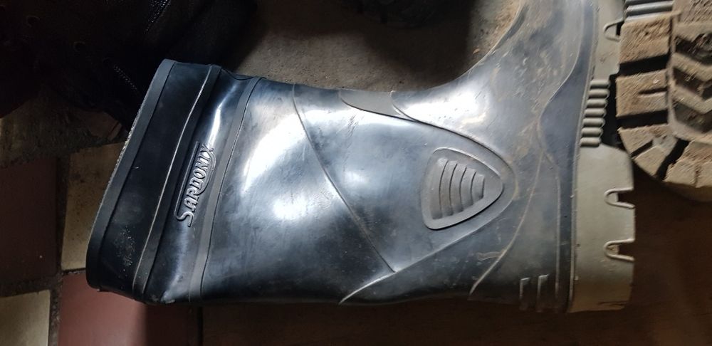 Продам обувь берцы - сапоги