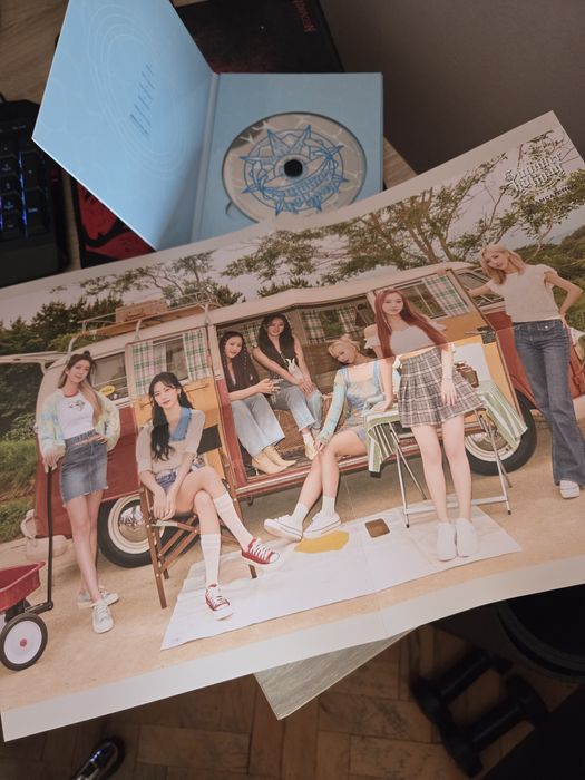 К-поп албум Dreamcatcher - Summer Holiday