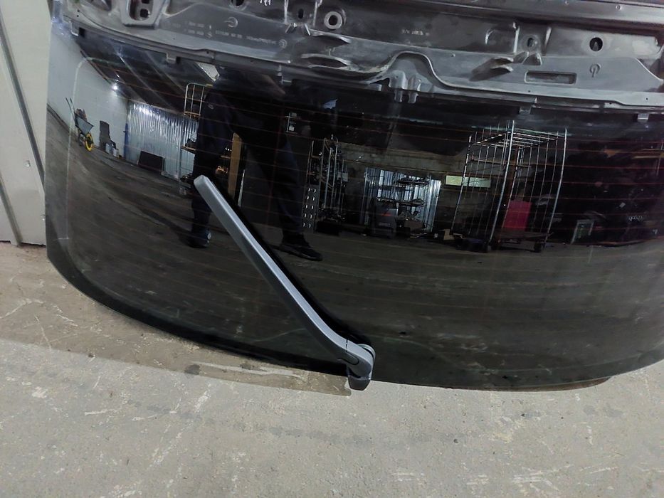 Luneta BMW F11 F11 LCI