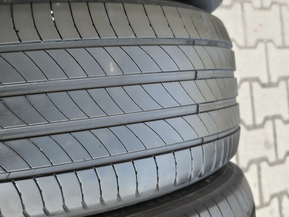 225 55 17 Michelin