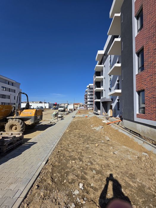 Proprietar vand apartament nou Micro 17