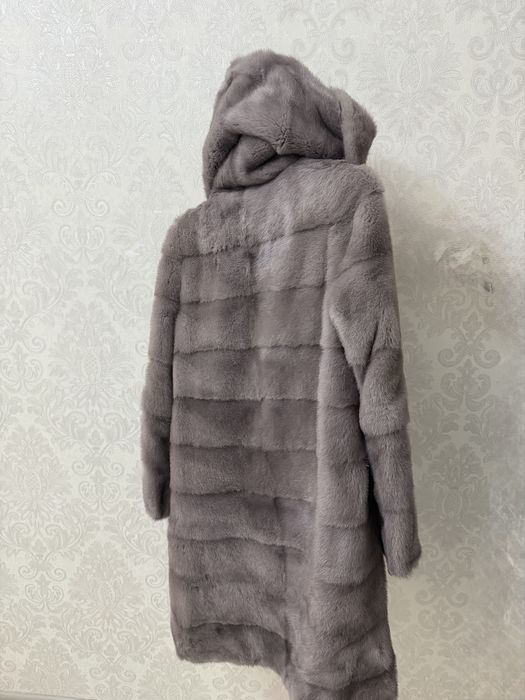 Продам норковую шубу