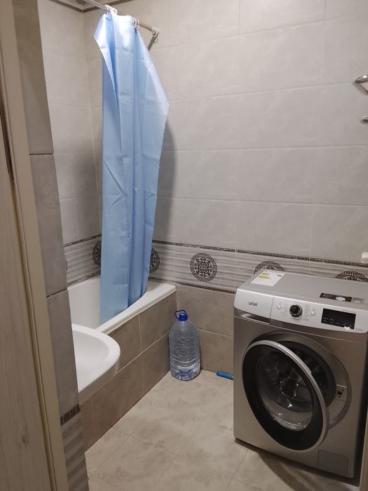 Квартира сотилади 80м/к КРИТИ ЧОРАХАДА 2-хоналик 6-этажда жойлашган