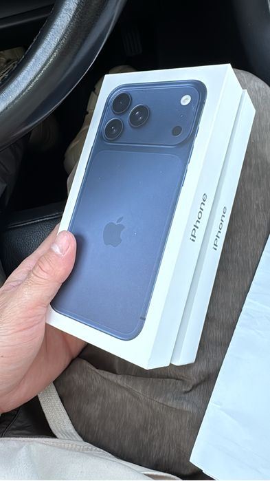 Iphone 17 Pro Max 256 Gb Sigilat Blue