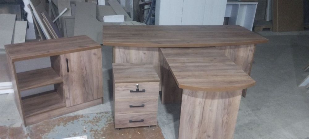 Набор для руководителя и другие  офисной мебели доставка безплатная…..