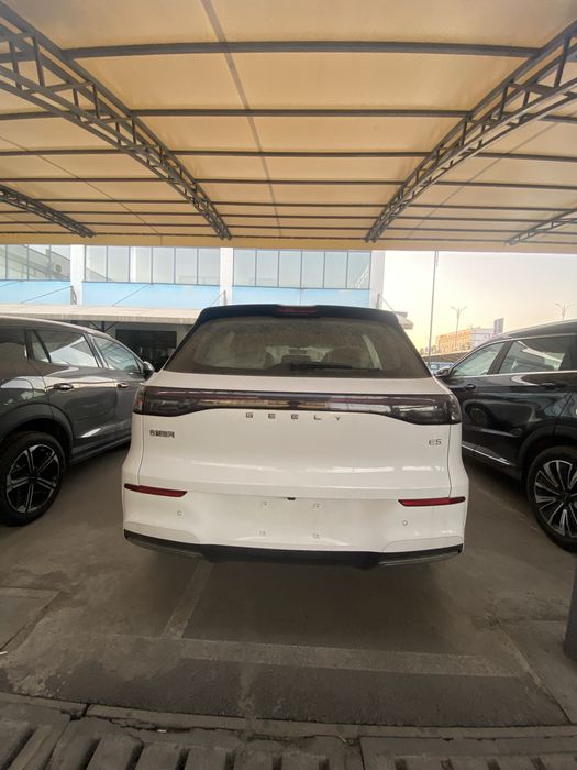 Geely e5 ev (440 km)