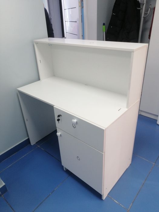 Ресепшн, стойка,