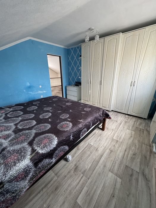 Продам мансардный дом срочно