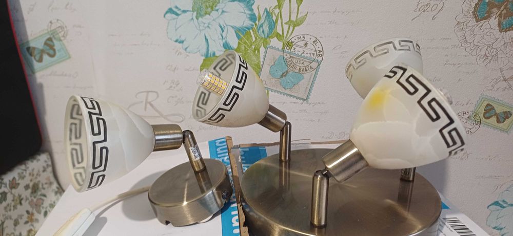 Полюлей, спот  зе таван, в комплект с нощна лампа за стена Prrezent