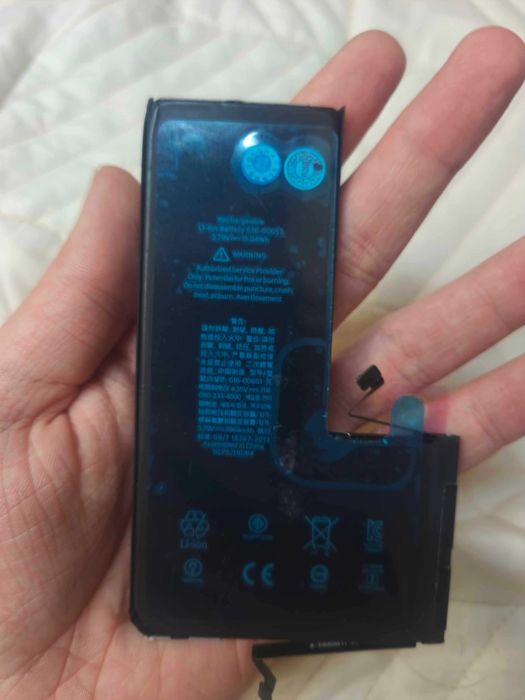 iPhone 11 Pro Max 64GB Impecabil (Fara cont / Liber retea) + Baterie Noua