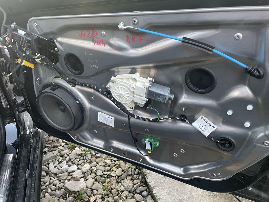 Macara geam electrică ușa dreapta față Mercedes W212