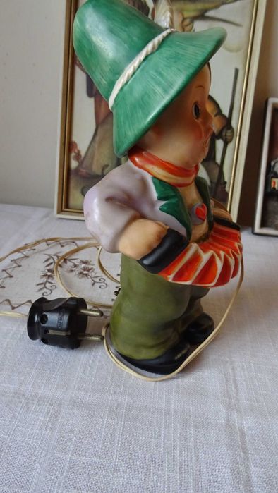 Оригинална настолна лампа - фигурка на Hummel