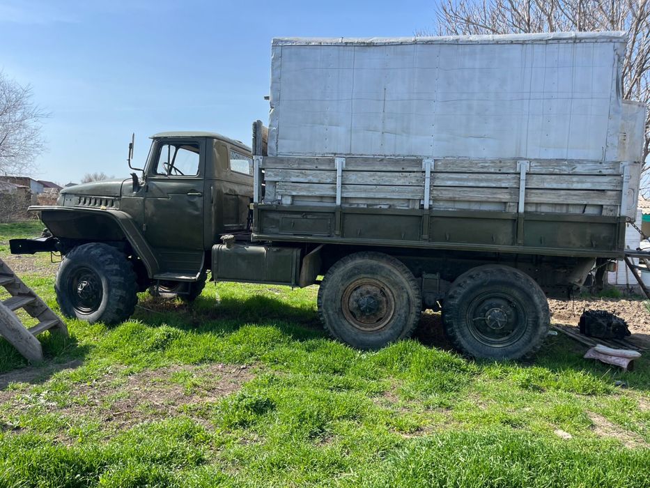 Пчеловодский урал с будкой!