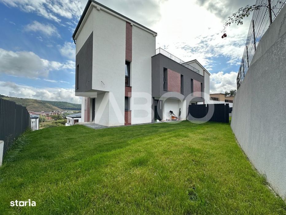 De vanzare duplex semifinisat cu teren generos zona Floresti Eroilor